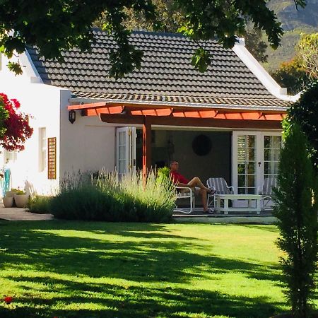Acorn Cottage Hermanus Exterior photo